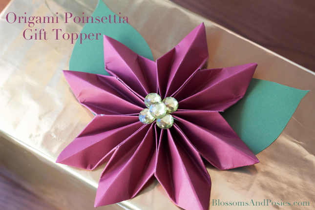 Origami Poinsettis Gift Topper - blossomsandposies.com