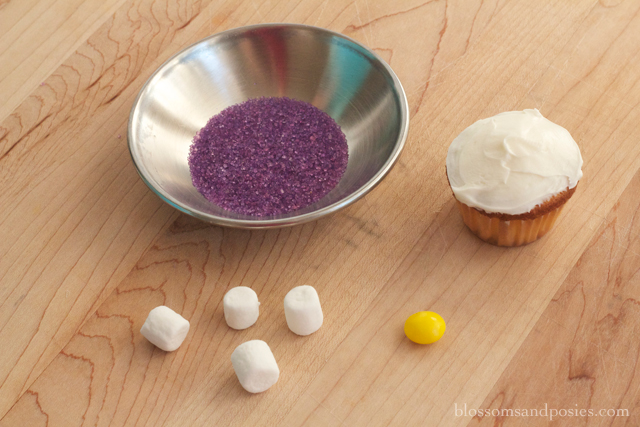 Ingredients to make daisy mini-cupcakes via Blossoms and Posies http://wp.me/p2NEfY-G5