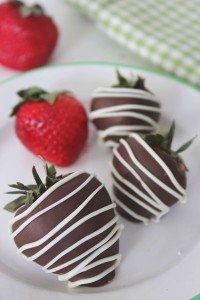 Try these Chocolate Covered Strawberries at your next tea party!