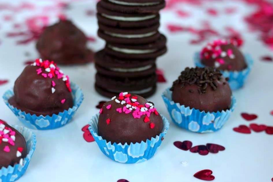 Try these Nutella Oreo Truffles at your next tea party!
